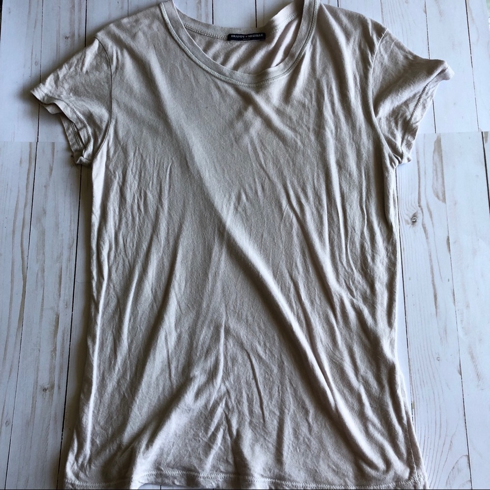 Brandy Melville t shirt